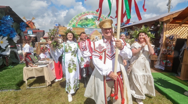За внешней легкостью - титанический труд. Кто и как создает тот самый фестиваль в Александрии?