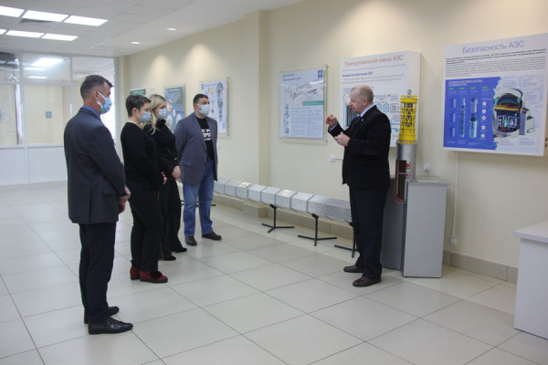 Беларускія парламентарыі наведалі інфармацыйны цэнтр АЭС