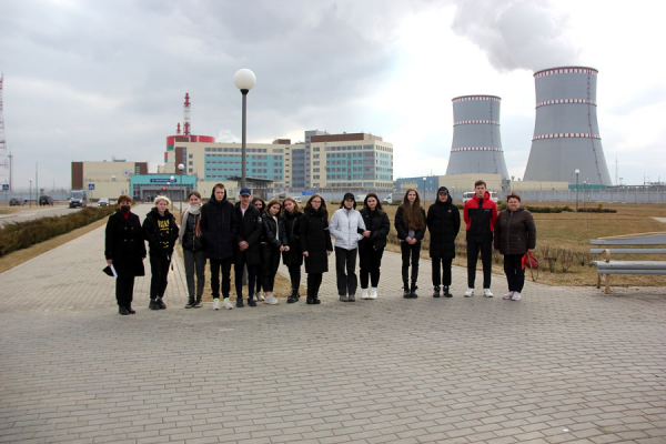 Школьники Гродненщины продолжают знакомство с Белорусской АЭС
